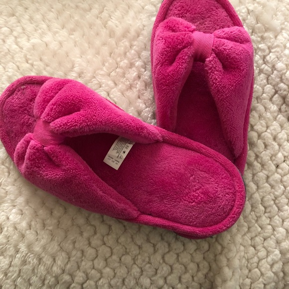 Isotoner Slide Slippers